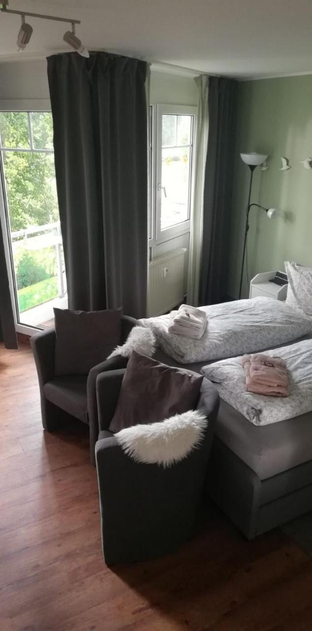 Ferienwohnung Am Kurpark Bad Klosterlausnitz Eksteriør bilde