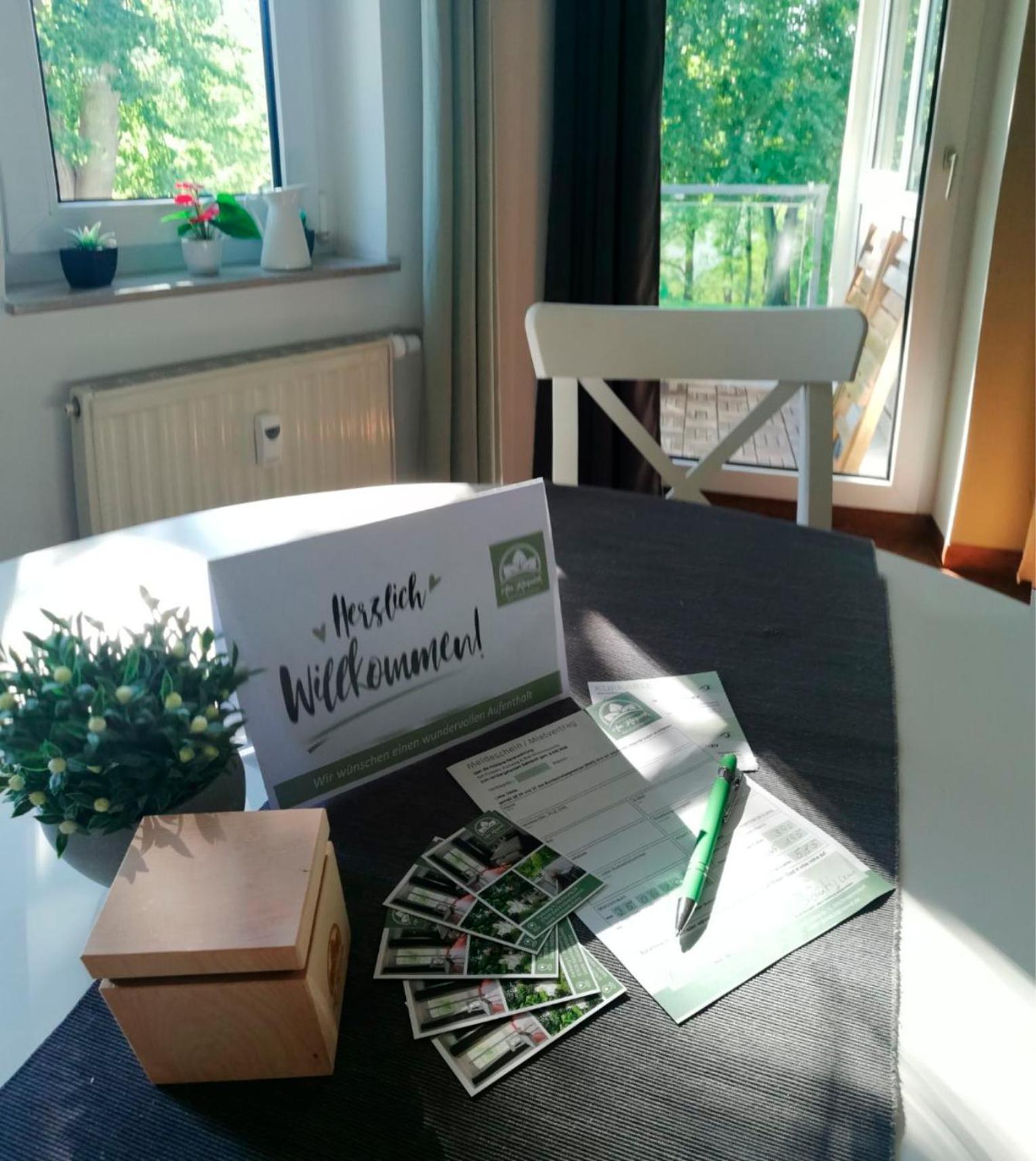 Ferienwohnung Am Kurpark Bad Klosterlausnitz Eksteriør bilde